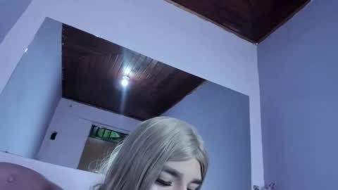 valeryysalasar online show from February 4, 2026, 2:06 am