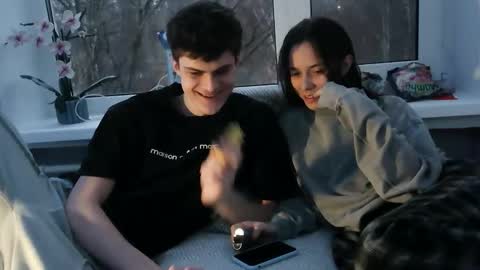 valesios online show from November 30, 2025, 1:15 pm