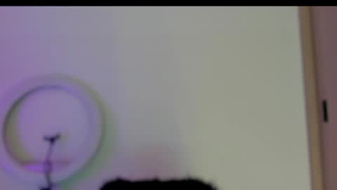 Snapshot of valezny69 chatting on May 7, 2026, 4:45 pm Valezny V online show from May 7, 2026, 4:45 pm