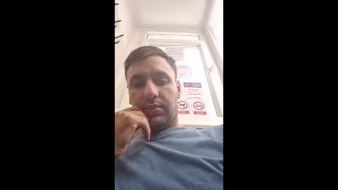 Snapshot of vali110606 chatting on January 15, 2026, 9:25 am vali110606 online show from January 15, 2026, 9:25 am