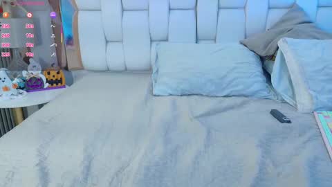 Snapshot of valkiria_moore chatting on October 9, 2025, 8:18 pm Valkiria moore online show from October 9, 2025, 8:18 pm