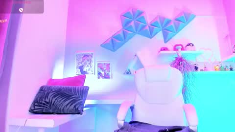 Valkiria online show from November 14, 2025, 5:50 am