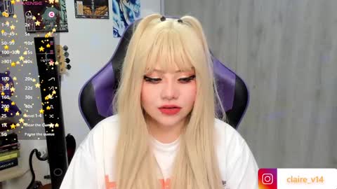 Snapshot of valkyrie_claire chatting on December 3, 2024, 4:58 am Valkyrie claire online show from December 3, 2024, 4:58 am
