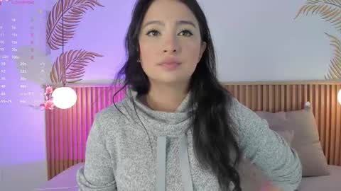 valleriie_ online show from March 12, 2026, 4:24 pm