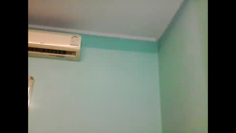 ValleriWind online show from February 4, 2025, 8:49 pm