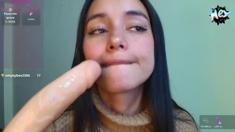 Snapshot of vallery_evanss chatting on May 16, 2026, 6:07 pm Taty independent account online show from May 16, 2026, 6:07 pm