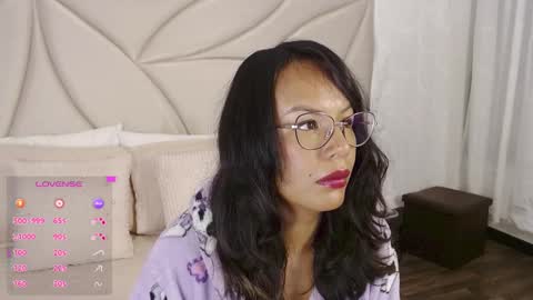 Snapshot of valleryc chatting on December 30, 2024, 8:25 pm Vallery online show from December 30, 2024, 8:25 pm