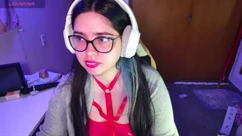 Im Violet online show from December 24, 2024, 5:16 am