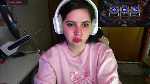 Im Violet online show from February 15, 2025, 1:53 am