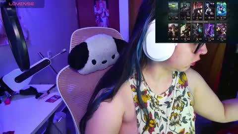 Im Violet online show from February 19, 2025, 11:14 pm