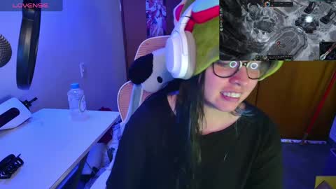 Im Violet online show from March 9, 2025, 7:23 am