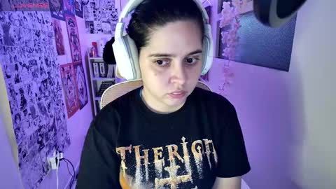 Im Violet online show from October 2, 2025, 3:24 am