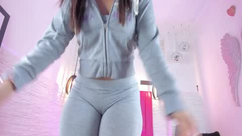 Vallolet Peach  online show from January 26, 2025, 11:28 am