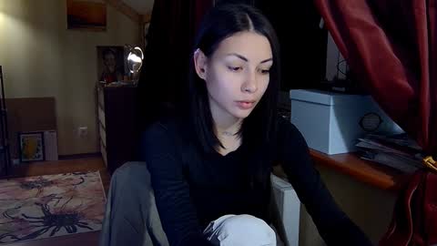 Snapshot of valorant_girl chatting on January 2, 2025, 2:35 pm Little Devil online show from January 2, 2025, 2:35 pm