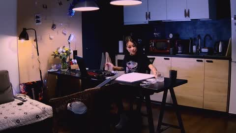 Snapshot of valorant_girl chatting on January 9, 2025, 7:18 pm Little Devil online show from January 9, 2025, 7:18 pm