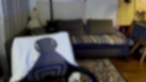 Snapshot of valorant_girl chatting on January 29, 2025, 5:02 pm Little Devil online show from January 29, 2025, 5:02 pm