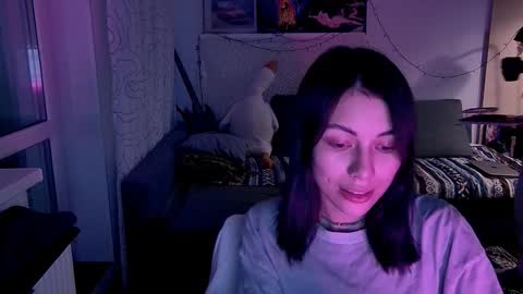 Snapshot of valorant_girl chatting on February 5, 2025, 10:01 pm Little Devil online show from February 5, 2025, 10:01 pm