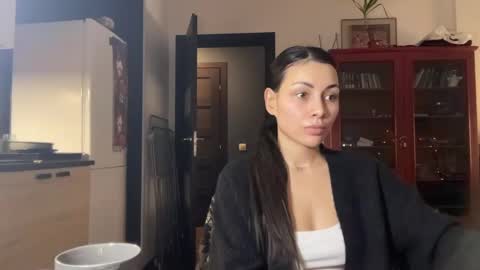 Snapshot of valorant_girl chatting on February 15, 2025, 9:04 pm Little Devil online show from February 15, 2025, 9:04 pm