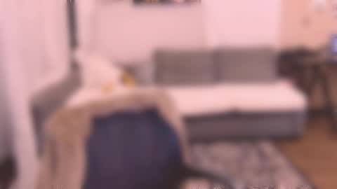 Snapshot of valorant_girl chatting on February 20, 2025, 4:25 pm Little Devil online show from February 20, 2025, 4:25 pm