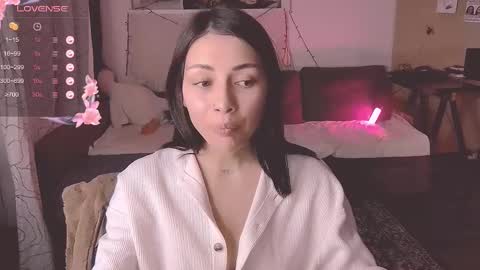 Snapshot of valorant_girl chatting on February 20, 2025, 7:30 pm Little Devil online show from February 20, 2025, 7:30 pm