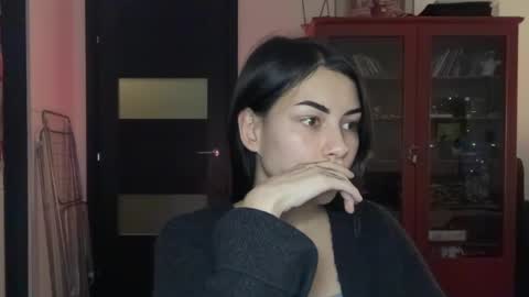 Snapshot of valorant_girl chatting on February 25, 2025, 5:36 pm Little Devil online show from February 25, 2025, 5:36 pm