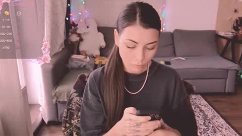 Snapshot of valorant_girl chatting on March 3, 2025, 1:09 pm Little Devil online show from March 3, 2025, 1:09 pm