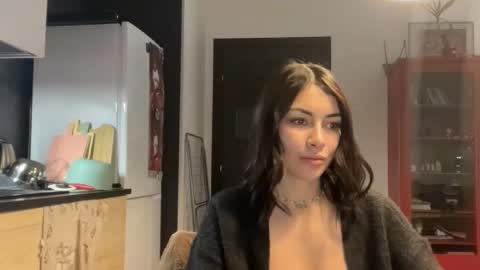 Snapshot of valorant_girl chatting on March 7, 2025, 8:44 pm Little Devil online show from March 7, 2025, 8:44 pm