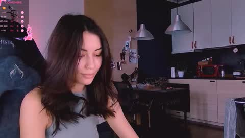 Little Devil online show from October 30, 2025, 11:44 am