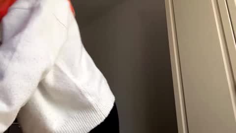 Snapshot of valtopi chatting on March 2, 2026, 7:15 am Emily online show from March 2, 2026, 7:15 am