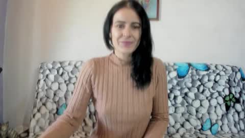 valentina online show from November 16, 2025, 9:48 am