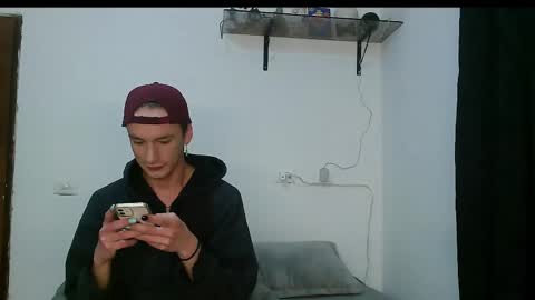 Vamp Noah and Dan online show from February 25, 2025, 6:25 am