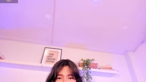 vamp  online show from October 17, 2025, 7:49 pm