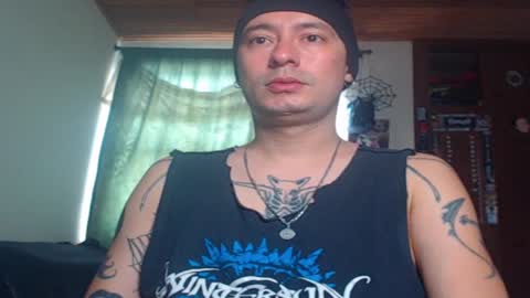 Snapshot of vampireathome chatting on February 5, 2025, 6:59 pm vampireathome online show from February 5, 2025, 6:59 pm