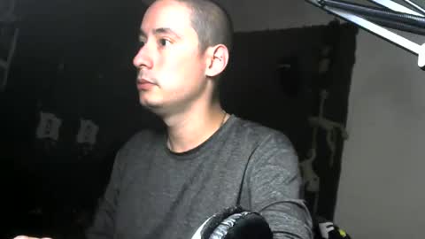 Snapshot of vampireathome chatting on October 22, 2025, 5:30 am vampireathome online show from October 22, 2025, 5:30 am