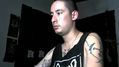 Snapshot of vampireathome chatting on October 23, 2025, 5:18 am vampireathome online show from October 23, 2025, 5:18 am