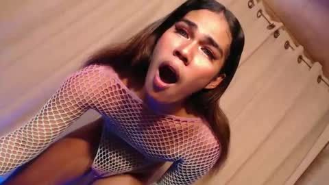 vampy_ebony_laxine online show from October 22, 2025, 5:30 am