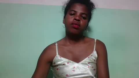 vanafiry online show from February 3, 2025, 8:35 pm