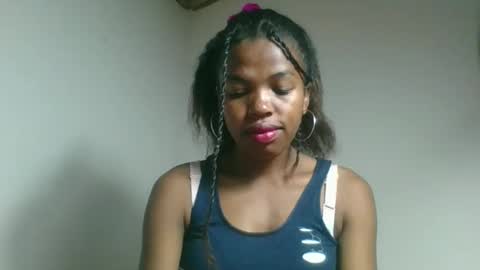 vanafiry online show from May 18, 2026, 5:24 am