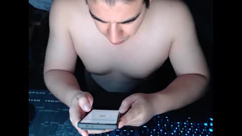 Snapshot of vancoserx111 chatting on April 17, 2026, 2:47 am vancoserx111 online show from April 17, 2026, 2:47 am
