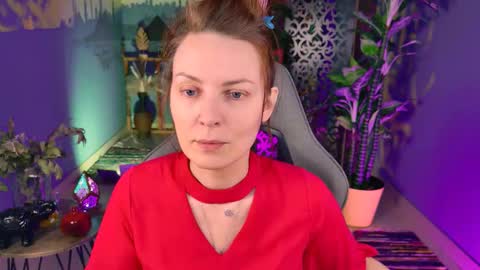 Vanda online show from November 14, 2025, 9:52 am