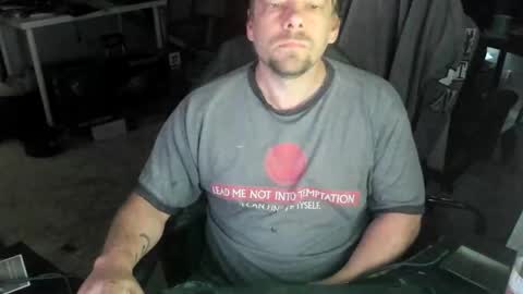 Snapshot of vandonh chatting on June 2, 2026, 1:46 pm vandonh online show from June 2, 2026, 1:46 pm