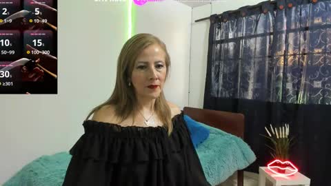 Vanesa online show from November 11, 2025, 12:49 pm