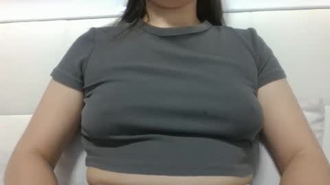 VanesaJewel online show from October 29, 2025, 10:55 pm