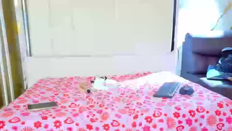 Vanessa online show from March 19, 2026, 4:22 pm