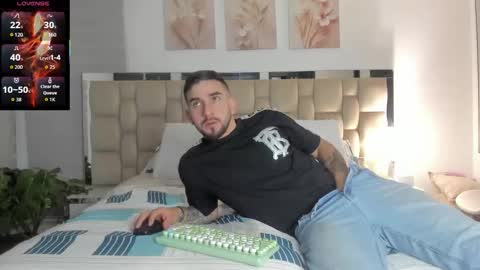 Vanessa  Please help me with your thumbs up its important  online show from January 16, 2026, 2:59 am