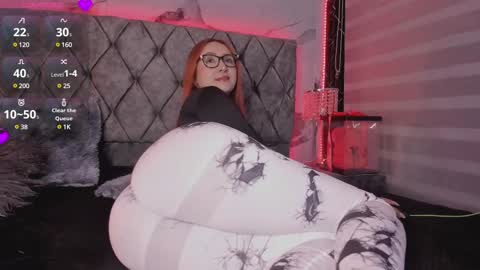 Snapshot of vanessa_blake chatting on March 1, 2025, 3:32 am Vane online show from March 1, 2025, 3:32 am