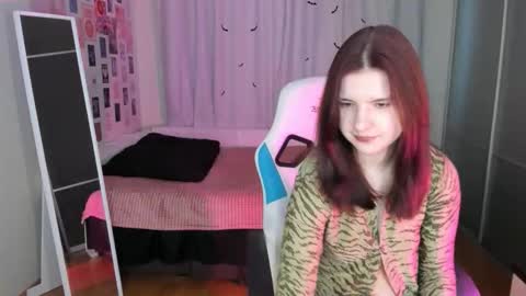 Vanessa online show from March 24, 2026, 5:12 am