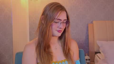Snapshot of vanessa_foxyy chatting on July 3, 2026, 8:26 pm vanessa_foxyy online show from July 3, 2026, 8:26 pm