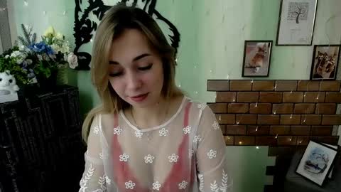 Snapshot of vanessa_joy_ chatting on January 15, 2025, 11:53 am Vanessa online show from January 15, 2025, 11:53 am