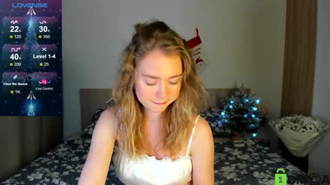 Snapshot of vanessa_maes chatting on December 23, 2024, 8:47 pm Vanessa Maes online show from December 23, 2024, 8:47 pm
